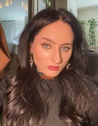 Starla Thomas's Instagram, Twitter & Facebook