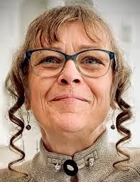 Laura Tallman's Instagram, Twitter & Facebook