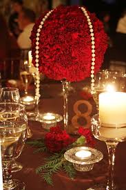 30 Romantic Valentine S Day Dinining Decoration Ideas In 2020 Valentine Wedding Valentines Day Weddings Wedding Centerpieces