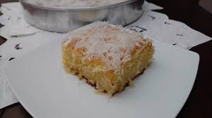 Calda De Côco Para Bolo Simples Bolo Karina Com Cobertura De Coco Receitas Bolo Cobertura De Coco