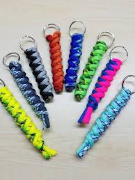 Articles Similaires A Gaine De Paracord Trousseau Cyclone Paracord Porte Cle Porte Cle Fluo Tirette Accessoire Paracord Diy Parachute Cord Crafts Paracord