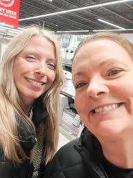 Aldi Eyeshadow for Homeschool Moms