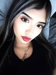 Daisy Leon (@dl0812)