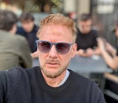 Hello ! May31 Thanks for all the birthday messages. This next year is going  to be one of the best ! Look forward to sharing my novel Corey Hart 📕🔆