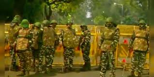 With israel embassy officials treating it as a suspected terror attack, delhi police. Low Intensity Blast Near Delhi S Israeli Embassy Jaishankar Assures Tel Aviv Of Protection