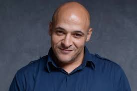 Mike Batayeh, comedian and 'Breaking Bad' laundromat manager, dies at 52