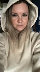 Stephanie Simons (@savvyshores) • Facebook