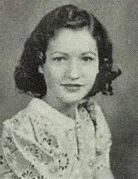 Estelle Kendrick's Instagram, Twitter & Facebook