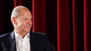 It was purchased by the saengerrunde club in 1914, who still owns it today. Boosted By Surge In Polls Germany S Scholz Bets On Coalition With Greens Euractiv Com
