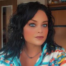 Becca Davis (@becca.davis.331876) • Facebook