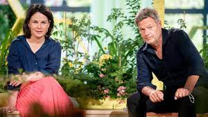 Annalena baerbock hat die irreführenden angaben in ihrem lebenslauf mit den worten ´das war mist´ entschuldigt. V A0404ykcdtym