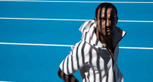 È il detentore del record italiano sia outdoor (8,47 m) che indoor (8,30 m) del salto in lungo, specialità in cui è stato campione europeo a göteborg 2006 e campione europeo indoor a birmingham 2007, nonché vicecampione mondiale a osaka 2007. Andrew Howe L Atletica La Passione E I Palchi Sudati Coi Lags