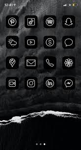 Beberapa versi tema ios tersebut juga sudah mendukung fitur tembus pandang saat kita membuka aplikasi lain misalnya whatsapp, facebook, line dan twitter, saya sendiri juga sudah mencoba tema ini, bahkan menurut saya tema iphone sangat cocok digunakan ke hp miui karena mempunyai tampilan yang keren dan minimalis. Black Iphone Ios 14 App Icons Dark Theme App Icons For Iphone Ios 14 25 Set Pack 5 Backgrounds Themes App App Icon Black App