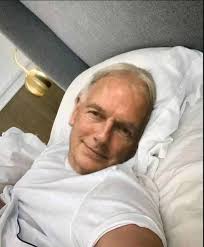 To the Lonely Skooma Addict, that left before I could figure out how to  send a message, 'May your road lead you to warm sands.'