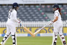 Live cricket on iphone, htc, samsung and other android based phones. D3cukrptwfi63m