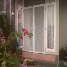 Jadi selain meningkatkan estetika rumah, teralis jendela minimalis ini juga tidak melupakan fungsi utamanya sebagai keamanan ganda sehingga jendela. Harga Pintu Teralis Exona Paling Murah Di Daerah Jogja