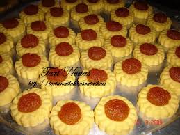 Tart nenas jem homemade simple dan tidak mudah hancur. Resepi Biskut Tart Nenas Bunga
