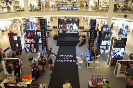 It comprises a shopping mall, an office tower block, 30 offices, and three hotels. Maybelline Roadshow Mid Valley Estamysite V4