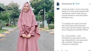 Stream tracks and playlists from oki setiana dewi on your desktop or mobile device. Congratulations Oki Setiana Dewi Announces 4th Child Pregnancy