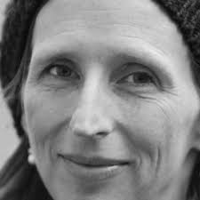 Longform Podcast #259: Ellen Barry · Longform