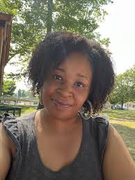 Happy Sunday! Going to be a quick one outside today.