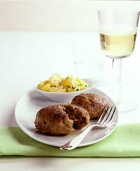 Fleischpflanzerl Rezept Fur Das Bayerische Original Rezept Essen Und Trinken Fleischpflanzerl Leckeres Essen