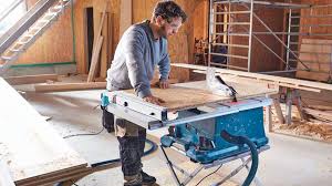 La scie sur table quant à elle, doit être mise de niveau et éventuellement scellée. Gts 635 216 Bosch Professional Une Scie Sur Table Ergonomique A Grande Capacite De Coupe Zone Outillage