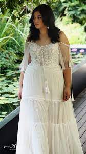 Beautiful Boho Chic Wedding Gown For Curvy Brides Agata Studio Levana Plus Size Wedding Gowns Chic Wedding Gown Curvy Bride