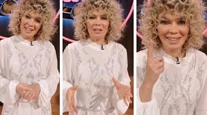 Gina pistol si smiley vor avea o fetita. Gina Pistol IÈ™i Ascunde Burtica De GravidÄƒ Dar Nu A ReuÈ™it SÄƒ Mascheze È™i Asta Detaliul Observat La Viitoarea MÄƒmicÄƒ In Selfie Ul Postat De Smiley