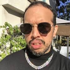 Last night J! champ Kevin Laskowski lost to Laurel Day after judges caught  she corrected her response