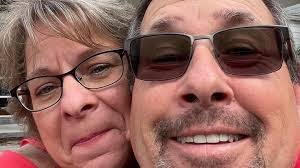 Laurie Majewski's Instagram, Twitter & Facebook