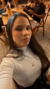 Ray Mendes (@raissa.s.mendes) • Threads, Say more