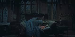 Ok So One Of The Biggest Twists Of The Show Came When We All Found Out That Nell Was The Bent Neck Lady And That She Was Ha House On A Hill