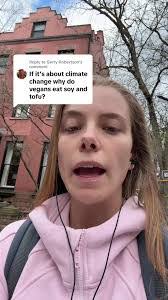 Lenny Robertson's Instagram, Twitter & Facebook