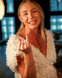 Violet Kelley's Instagram, Twitter & Facebook