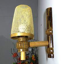 Anyaman adalah serat yang dirangkaikan hingga membentuk benda yang kaku, biasanya untuk membuat keranjang atau perabot. Kap Lampu Bambu Kap Lampu Hias Dinding Anyaman Bambu Shopee Indonesia