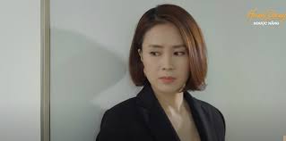 Mở đầu trích đoạn hướng dương ngược nắng tập 31, kiên xông vào đấm vỹ tím mắt sau đó bóp cổ cảnh cáo ai cho mày đưa chuyện về châu như thế? O6xpb4dvpnlv M