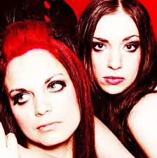 Fran Horton's Instagram, Twitter & Facebook