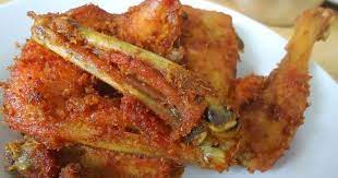 Resep Membuat Ayam Goreng Bumbu Kuning Kunyit Enak Empuk Lezat Bumbu Meresap Dan Praktis Dibuat Resep Ayam Resep Sayap Ayam Ayam Goreng