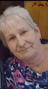 Maureen Mclaughlin's Instagram, Twitter & Facebook