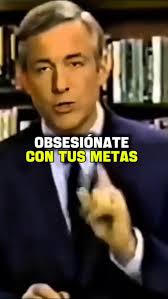 El valle de las excusas. Brian Tracy 🏔️ Cada excusa es una piedra que te  impide avanzar. Mientras busques razones para no hacerlo, alguien más  estará construyendo su éxito. La salida del