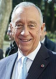 74% dos inquiridos num barómetro da aximage para o jornal de notícias e tsf consideram que marcelo rebelo de sousa tem tido uma atuação positiva na pandemia, um acréscimo de 14 pontos percentuais face ao barómetro anterior. Marcelo Rebelo De Sousa Wikipedia