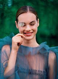 Danielle Breault's Instagram, Twitter & Facebook