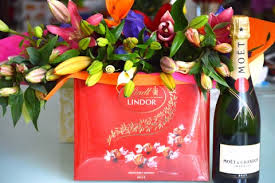 Sending stunning fresh flowers is of course very impressive and anyone likes the are you wondering where do i find a local florist near me? or the nearest wine store for the best deal. Fb6 Flowers Chocolates Champagne Sophia Flowers Templestowe Lower Florist Vic 3107