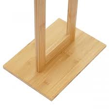 Wenn vor ihnen die frage steht, wie sie das badezimmer richtig einrichten sollten, entscheiden sie sich für wenig, aber hochwertige einrichtung und accessoires für den nassraum. Handtuchhalter Hwc B74 Badezimmer Handtuchstander Handtuchtrockner Freistehend Bambus 80x42x27cm