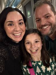 Get ready with me as I'm wearing all the hats this morning! Starting my  morning strong with some Pilates followed by a delicious, protein-packed  mug cake from the Simply Schnucks magazine 🍰💪.