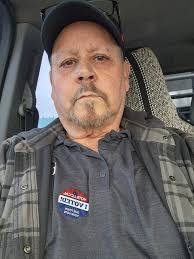 Carl Eady's Instagram, Twitter & Facebook