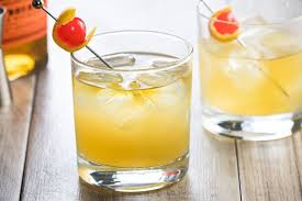Homemade Whiskey Sour Recipe Homemade Whiskey Whiskey Sour Bourbon Sour Recipe