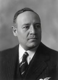 Clive Swift with his real son Joe * Our Richard's real Son Joe Swift  (1965-) is a Gardener, author and TV presenter👨‍🌾.