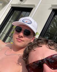 Ryan Sacks (@ryansacks) • Instagram photos and videos